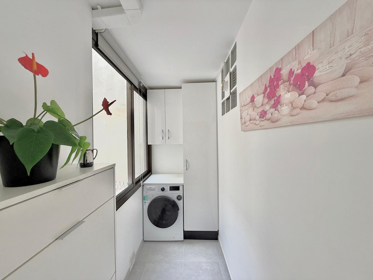 2 Bedroom Apartment in Fuengirola - Foto 6