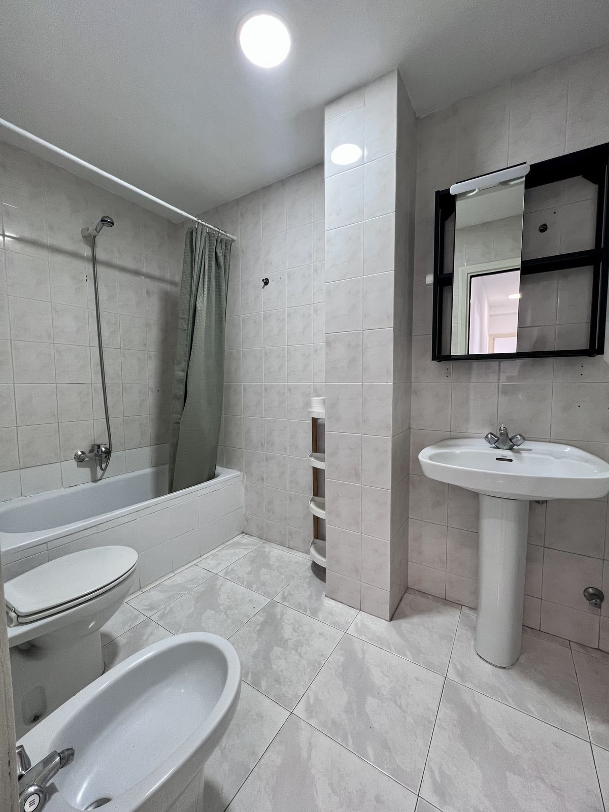 3 Bedroom Apartment in Marbella - Photo 25