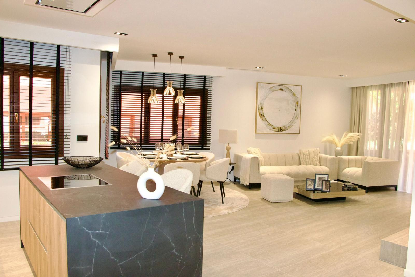 3 Bedroom Apartment in Estepona - Foto 7