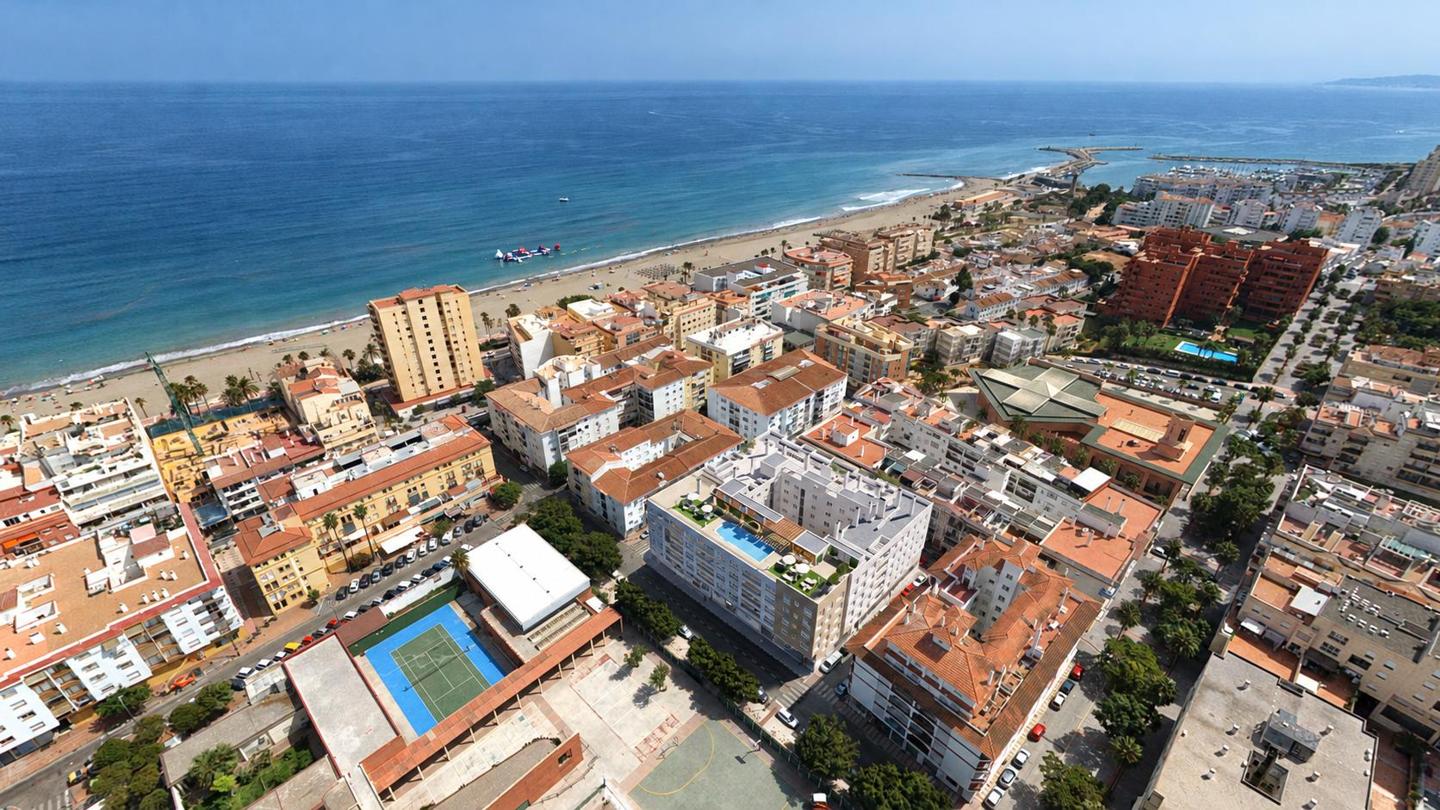 1-bedroom apartment with pool in Malaga, Spain – Photo 2