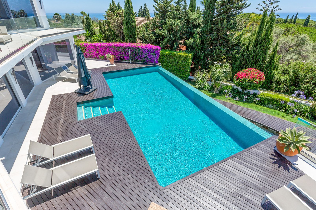 7 Bedroom Villa in Marbella - Photo 6