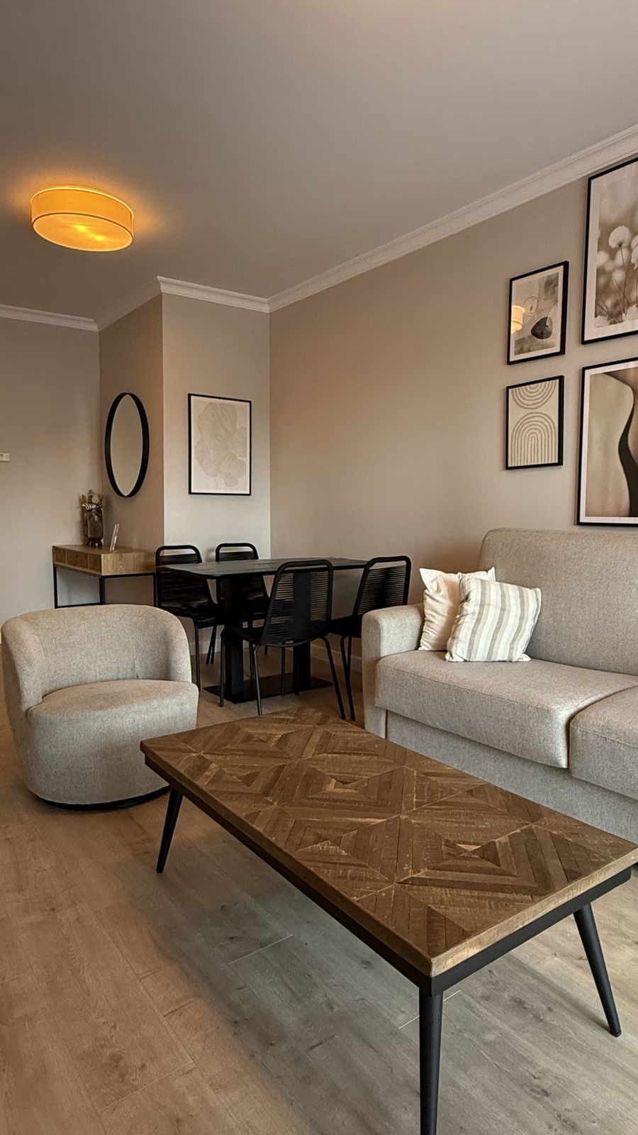 2 Bedroom Apartment in Estepona - Photo 7