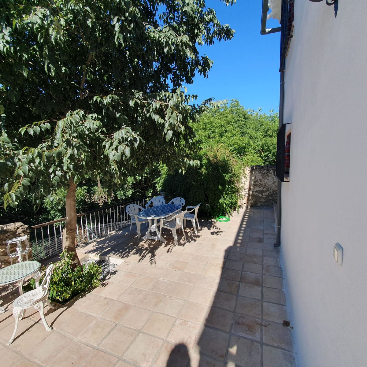 Chalet de 4 dormitorios en Granada – Foto 19