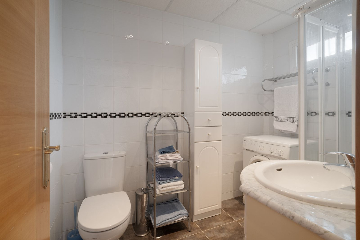 Appartement de 1 chambre vue mer à Malaga, Espagne – Photo 11
