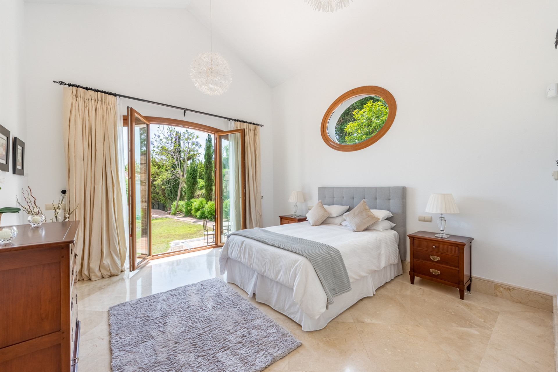 7 Bedroom Villa in Sotogrande - Photo 9