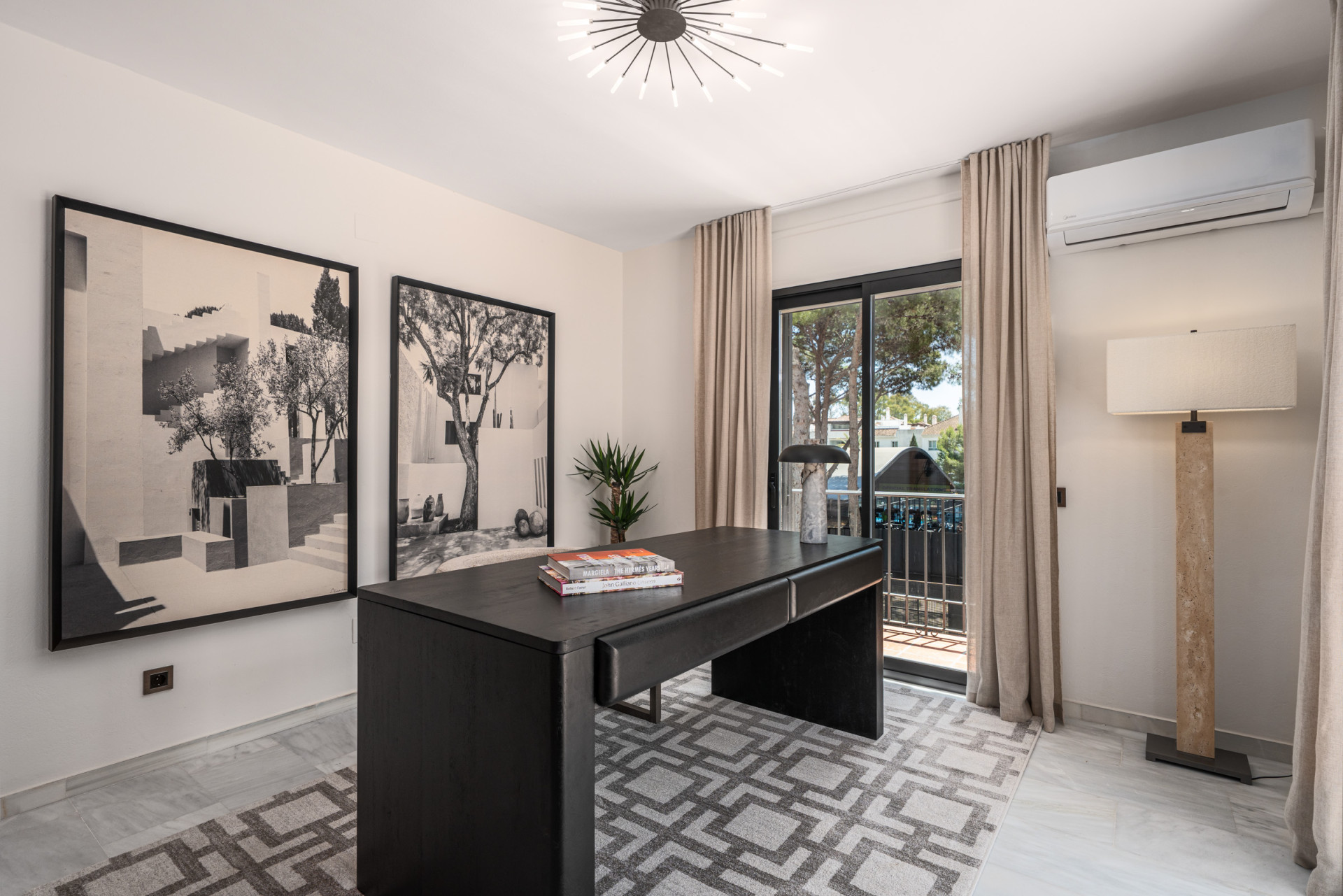 6 Bedroom Villa in Marbella - Photo 19