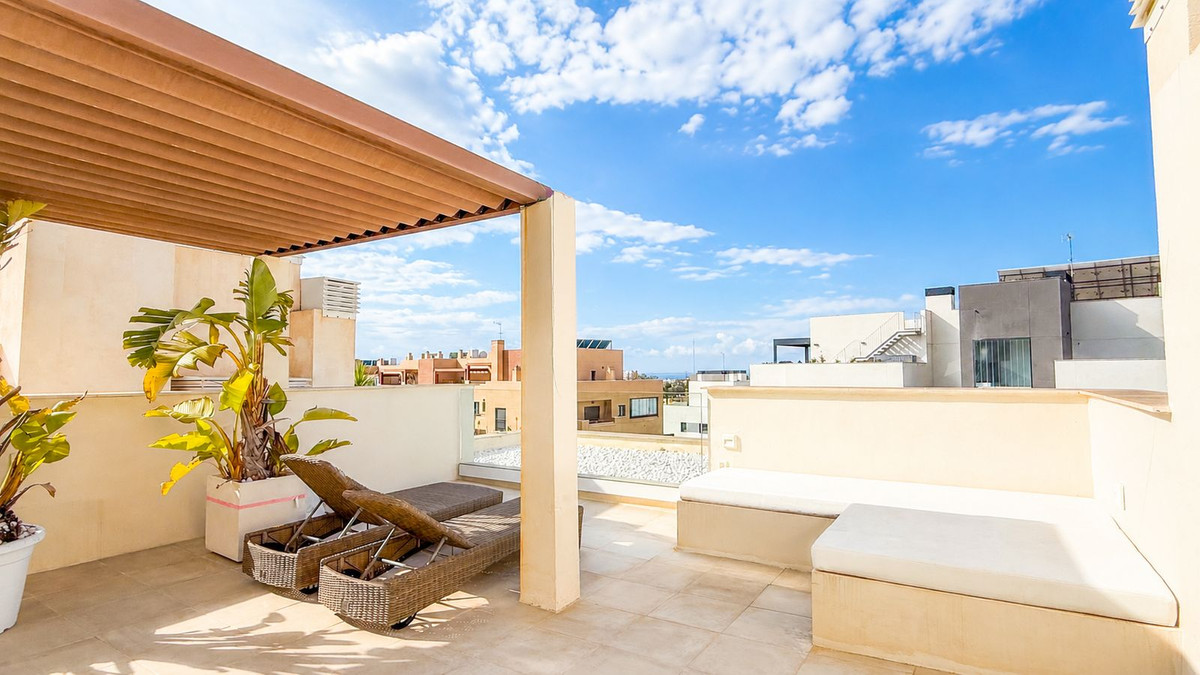 4 Bedroom Townhouse in Mijas - Photo 18