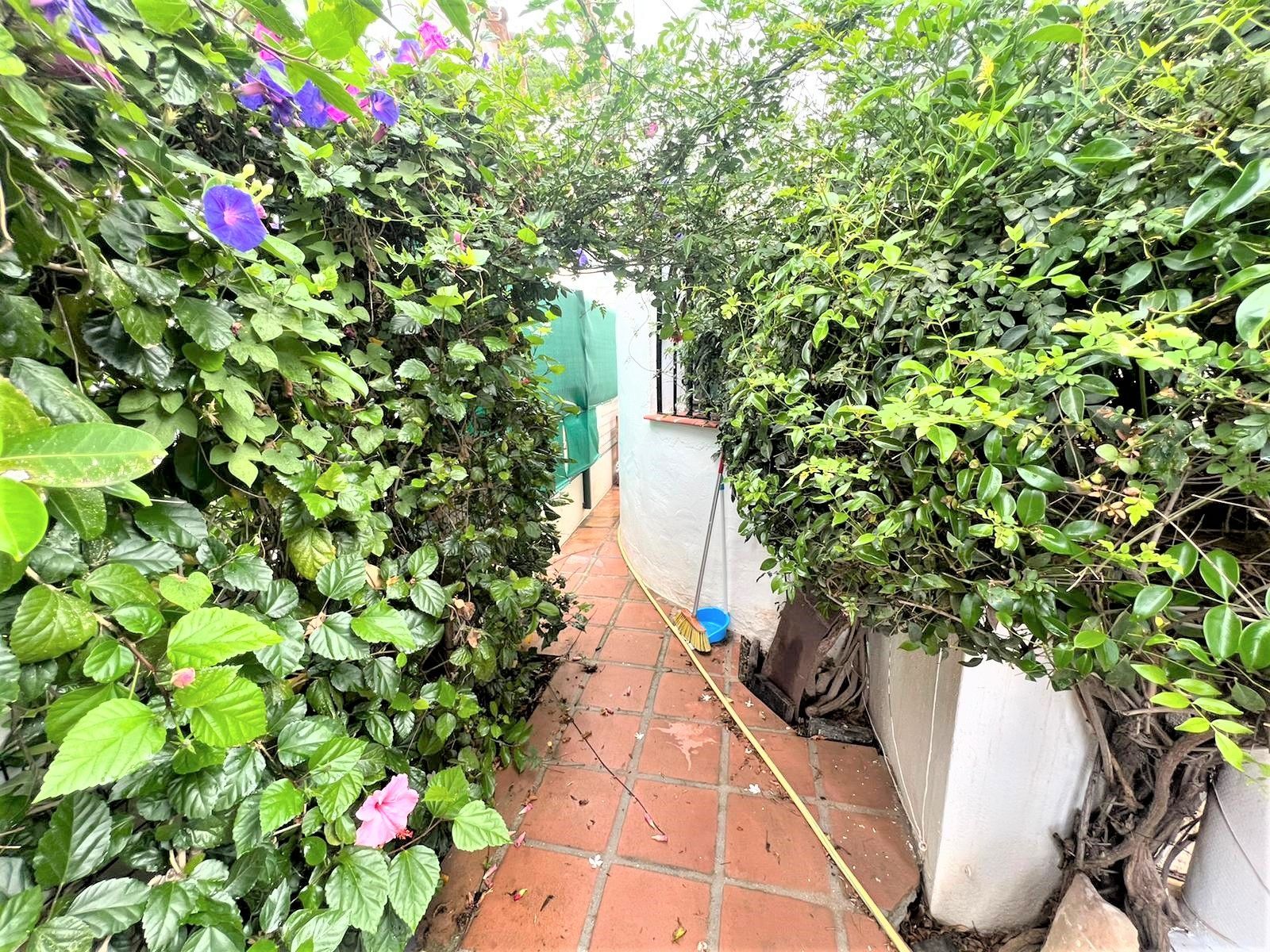 2 Bedroom Villa in Mijas - Photo 9