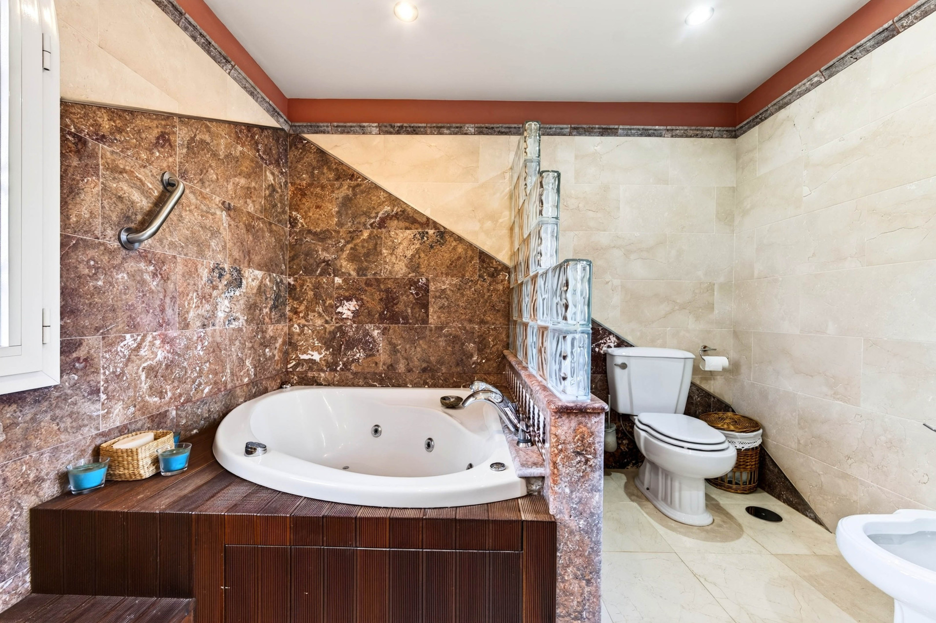 3 Bedroom Villa in Málaga - Photo 8