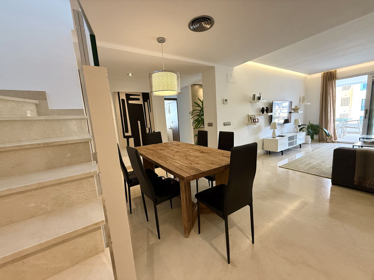 3 Bedroom Penthouse in San Pedro de Alcántara - Photo 16