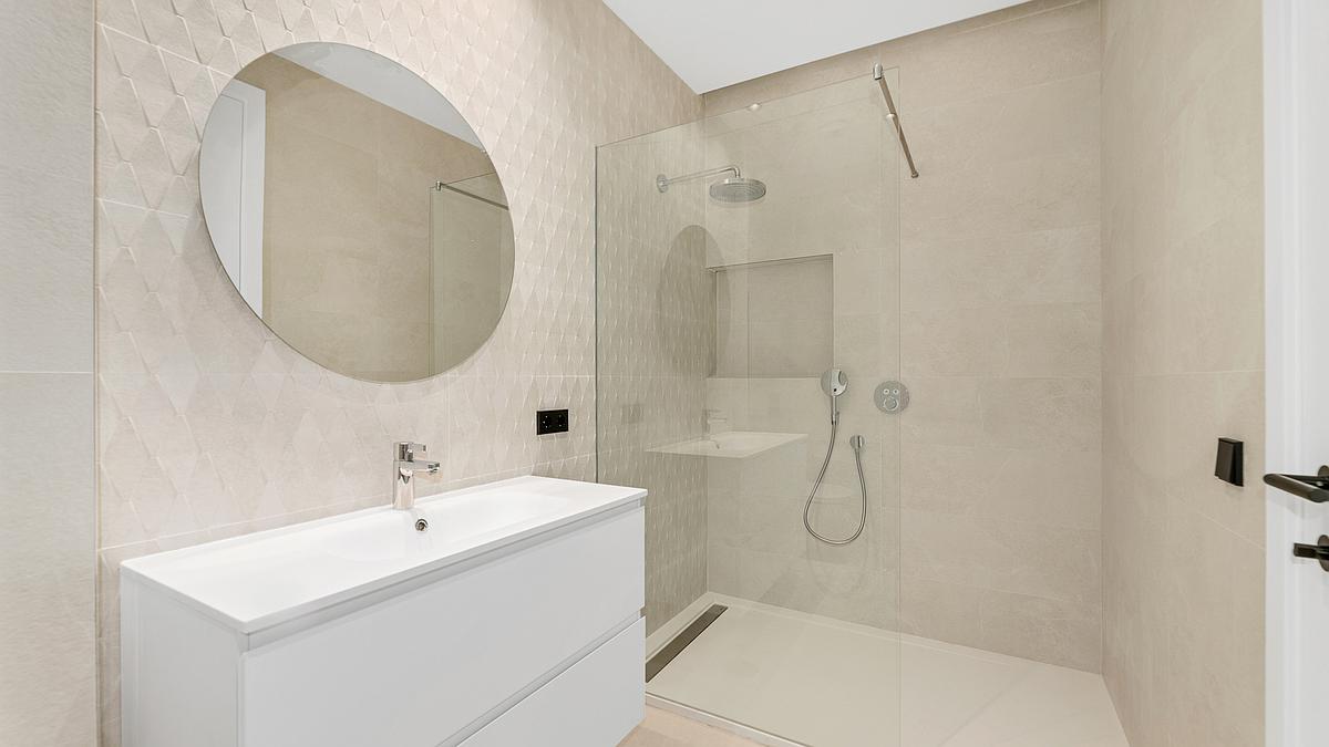 5 Bedroom Villa in Marbella - Photo 9