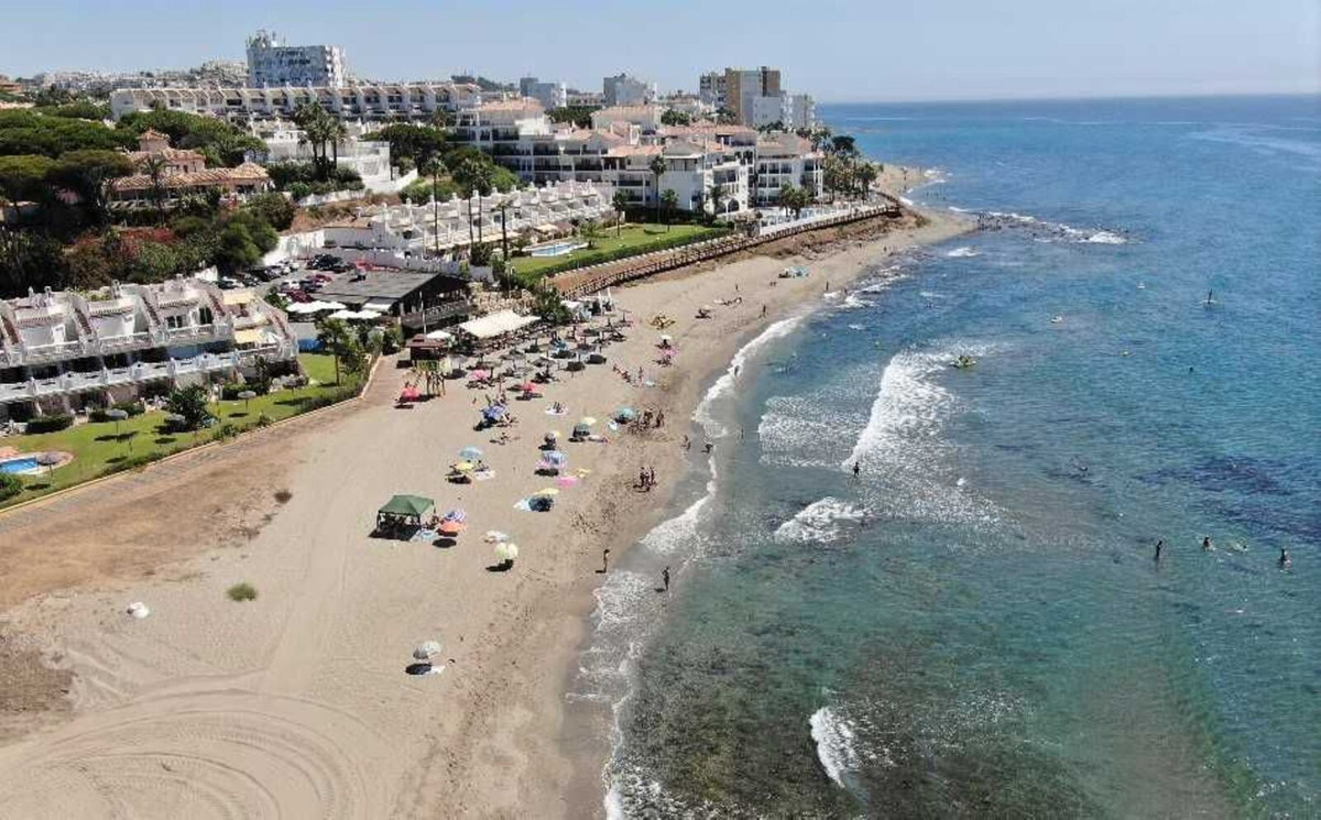 Apartment in Mijas - Photo 11