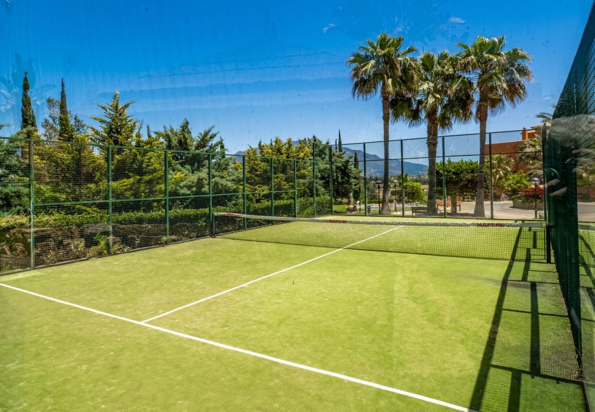 2 Bedroom Apartment in Estepona - Foto 16