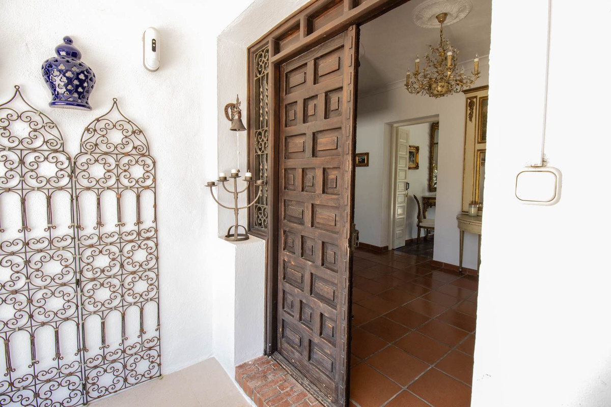 4 Bedroom Villa in Benahavís - Foto 20
