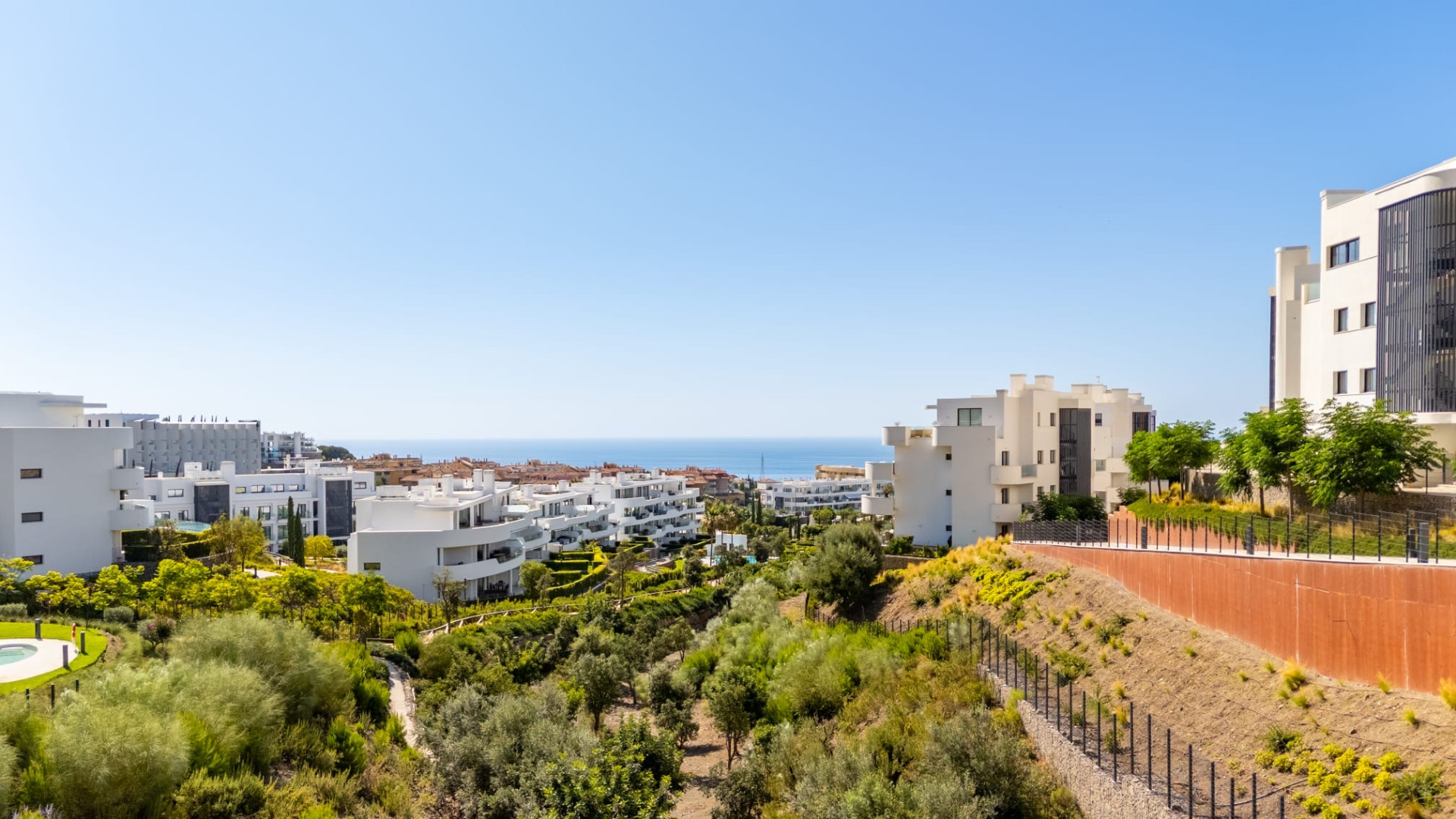 3 Bedroom Apartment in Benalmádena - Foto 5