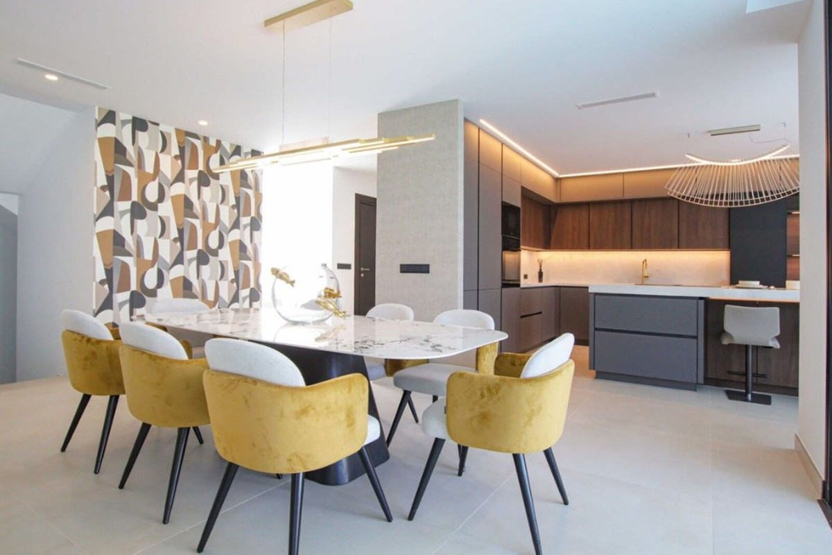 4 Bedroom Villa in Estepona - Photo 4
