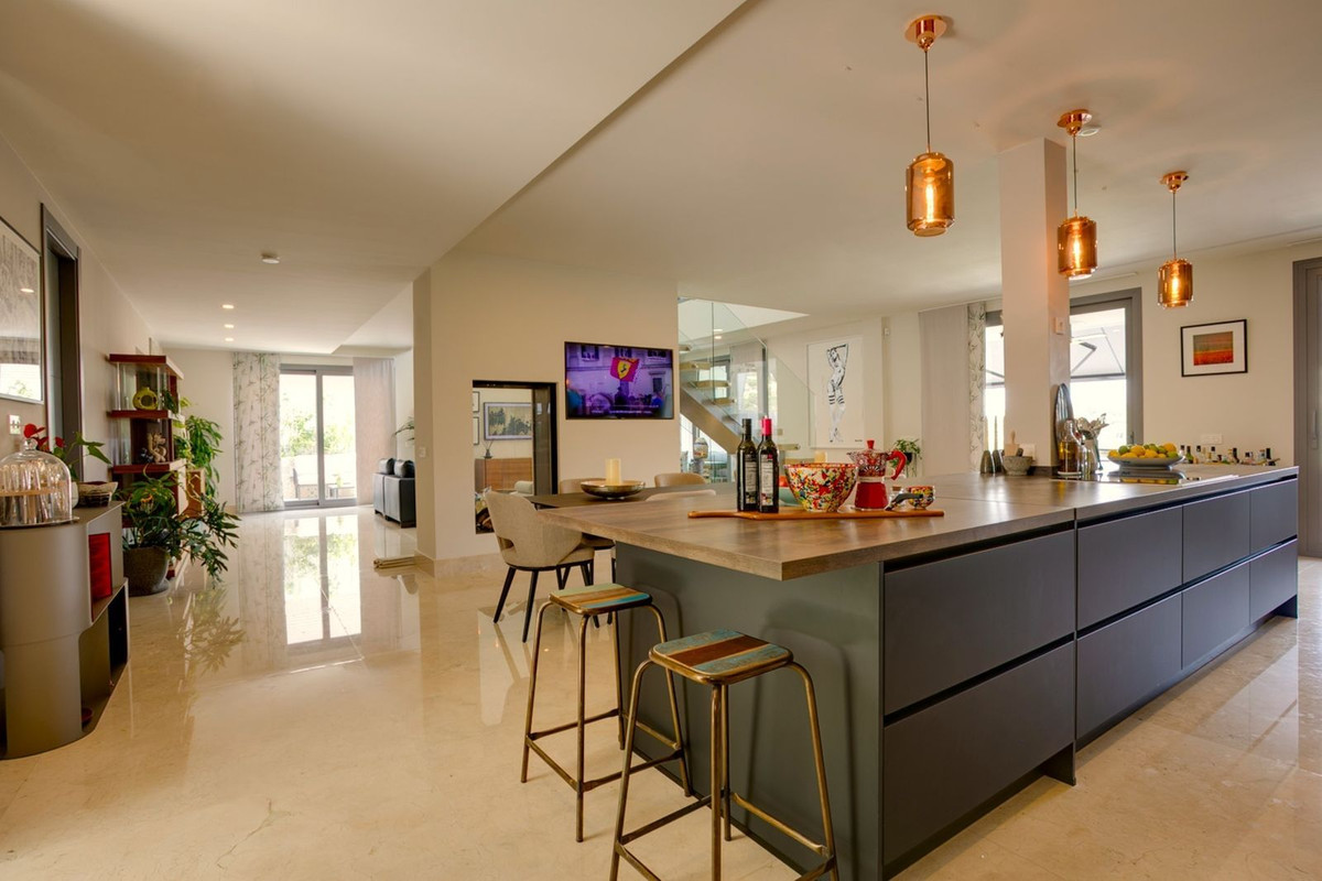 6 Bedroom Villa in Benahavís - Foto 12