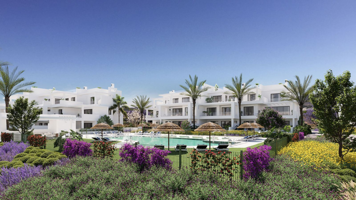 2 Bedroom Apartment in Estepona