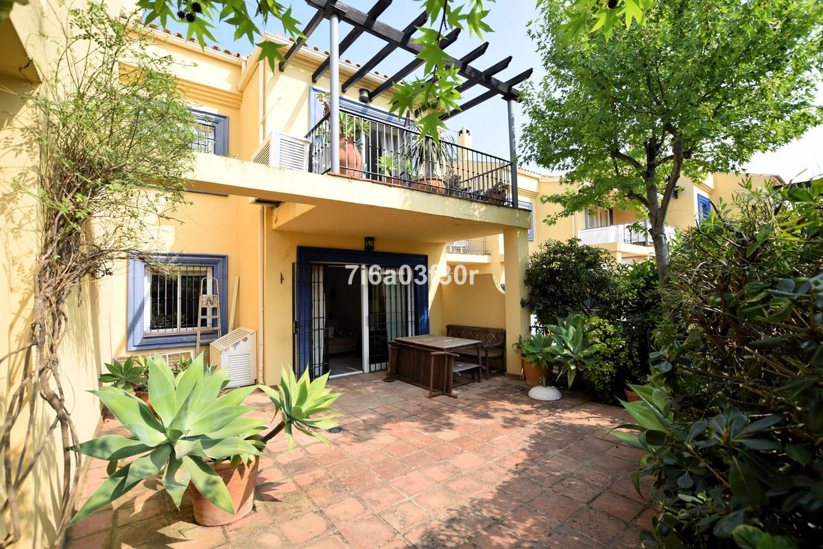 3 Bedroom Townhouse in Marbella - Foto 3