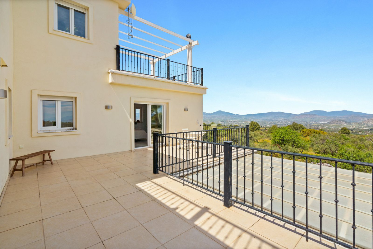 4 Bedroom Villa in Alhaurín el Grande - Фото 25