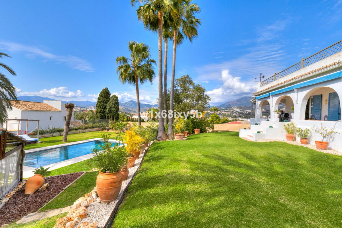 5 Bedroom Villa in San Pedro de Alcántara - Photo 34