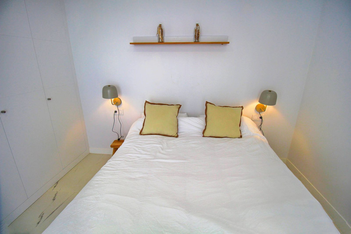 3 Bedroom Apartment in Casares - Photo 16