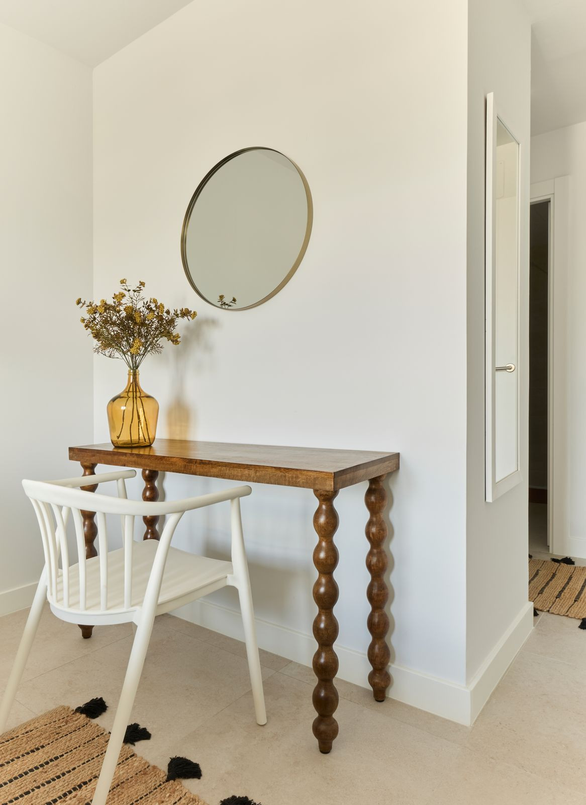 2 Bedroom Apartment in Estepona - Photo 10
