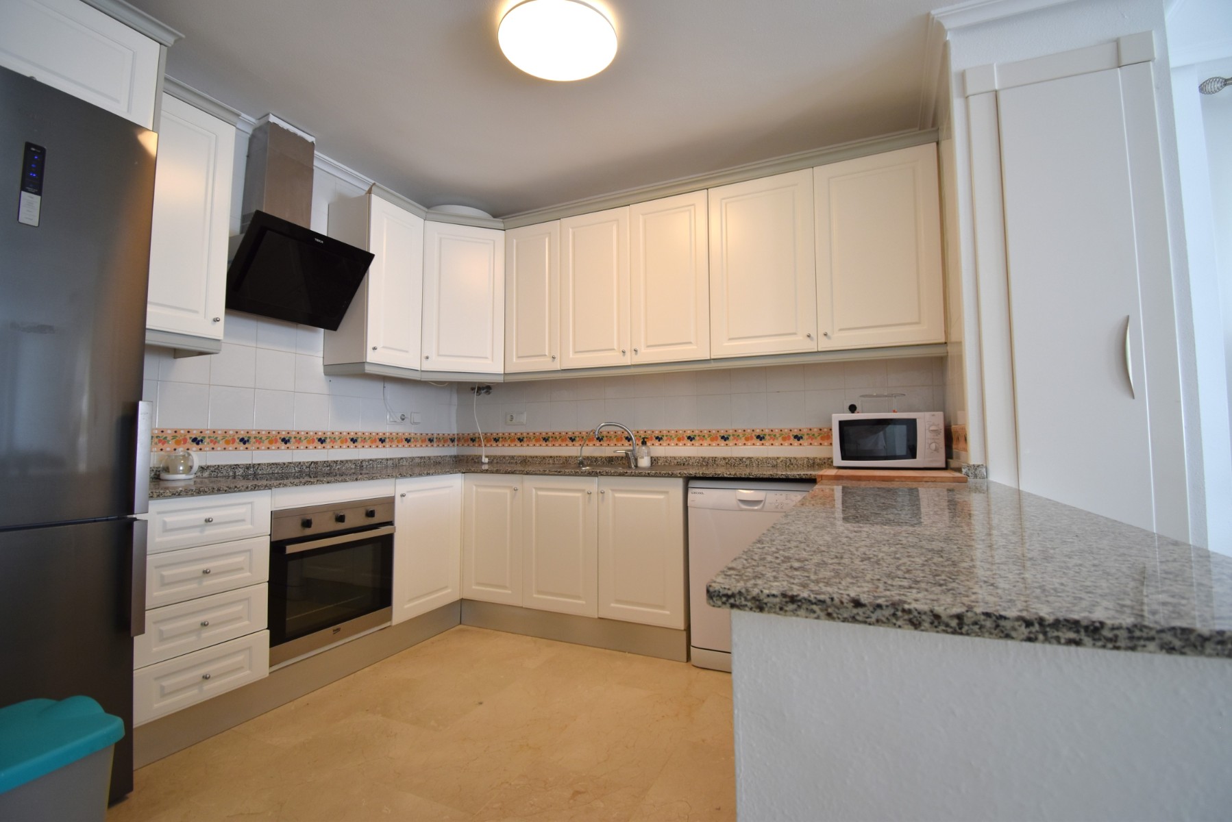 Apartamento com 2 quartos com piscina em Alicante, Espanha – Foto 8