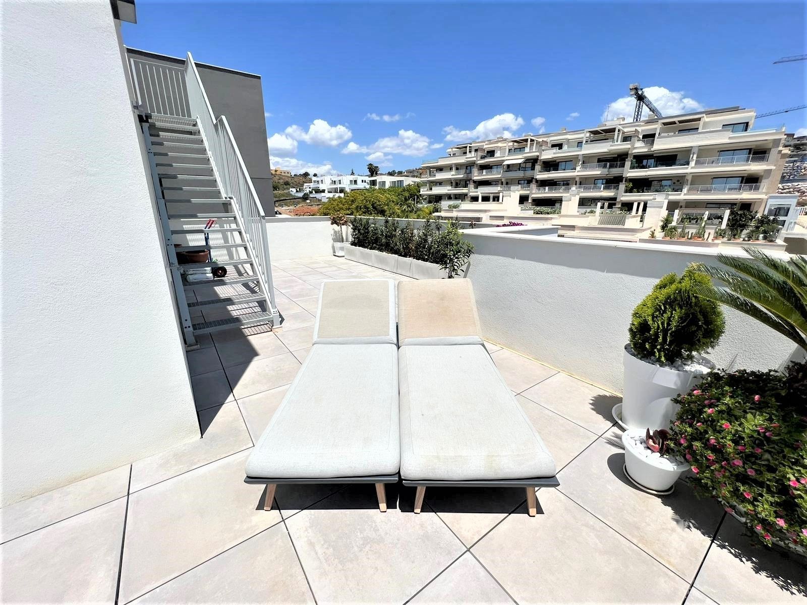 4 Bedroom Penthouse in Mijas - Photo 20