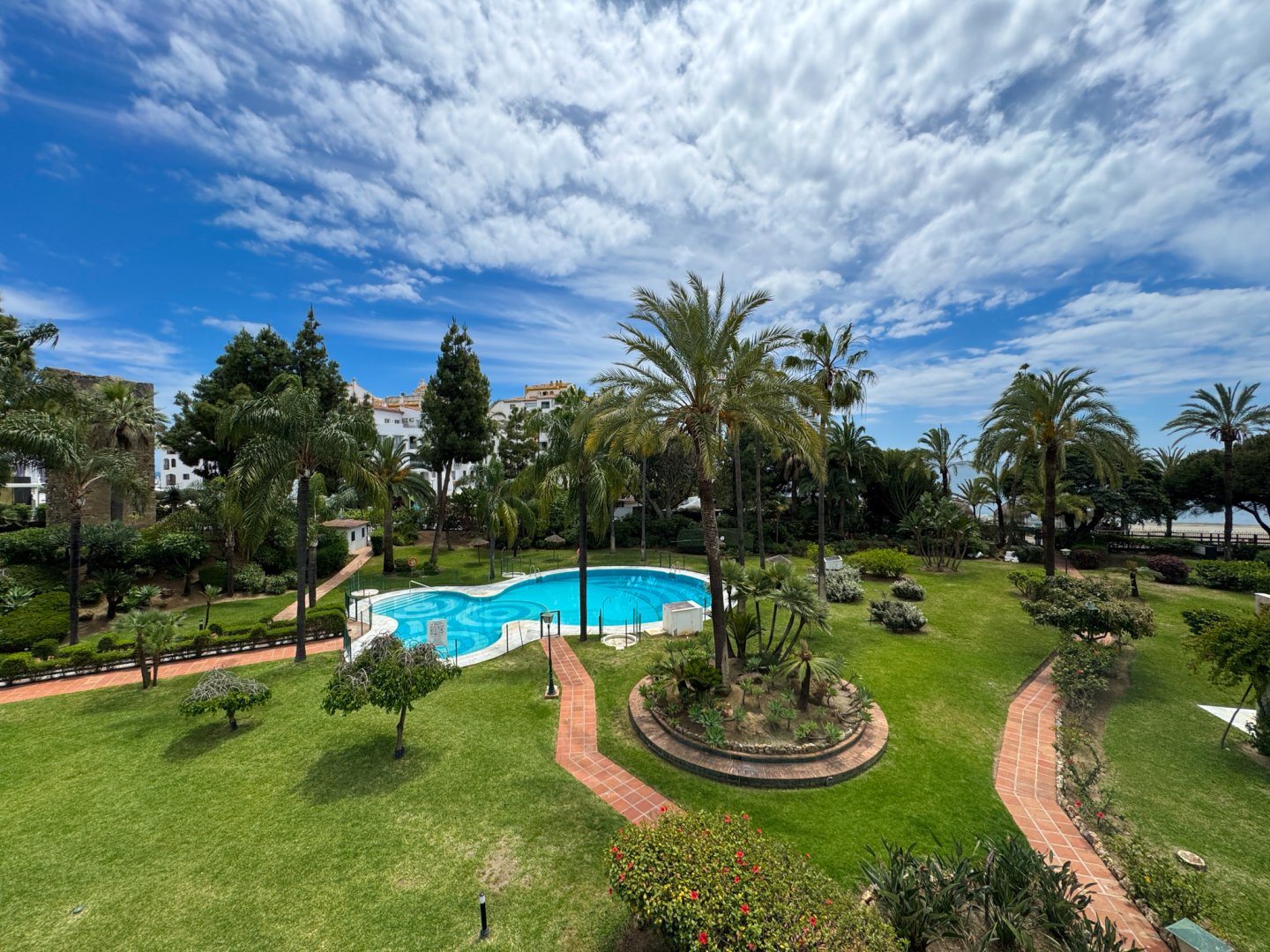 1 Bedroom Apartment in Marbella - Photo 20