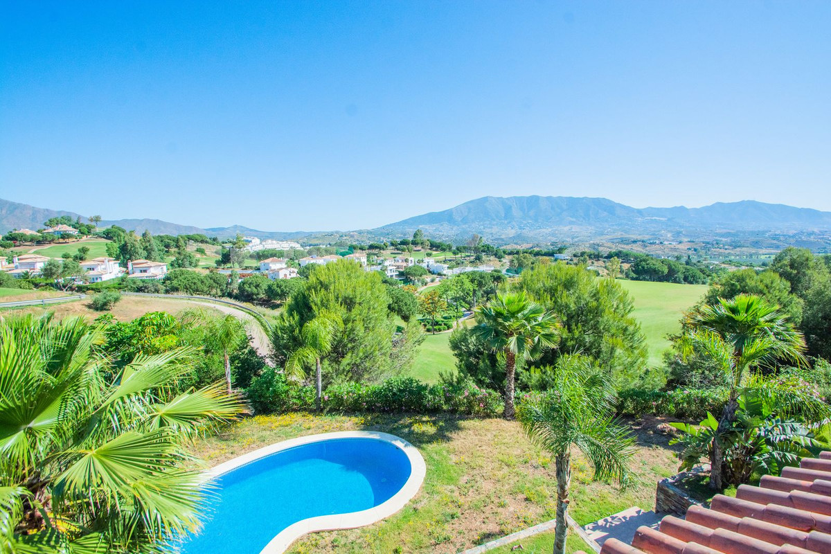 5 Bedroom Villa in Mijas - Photo 21