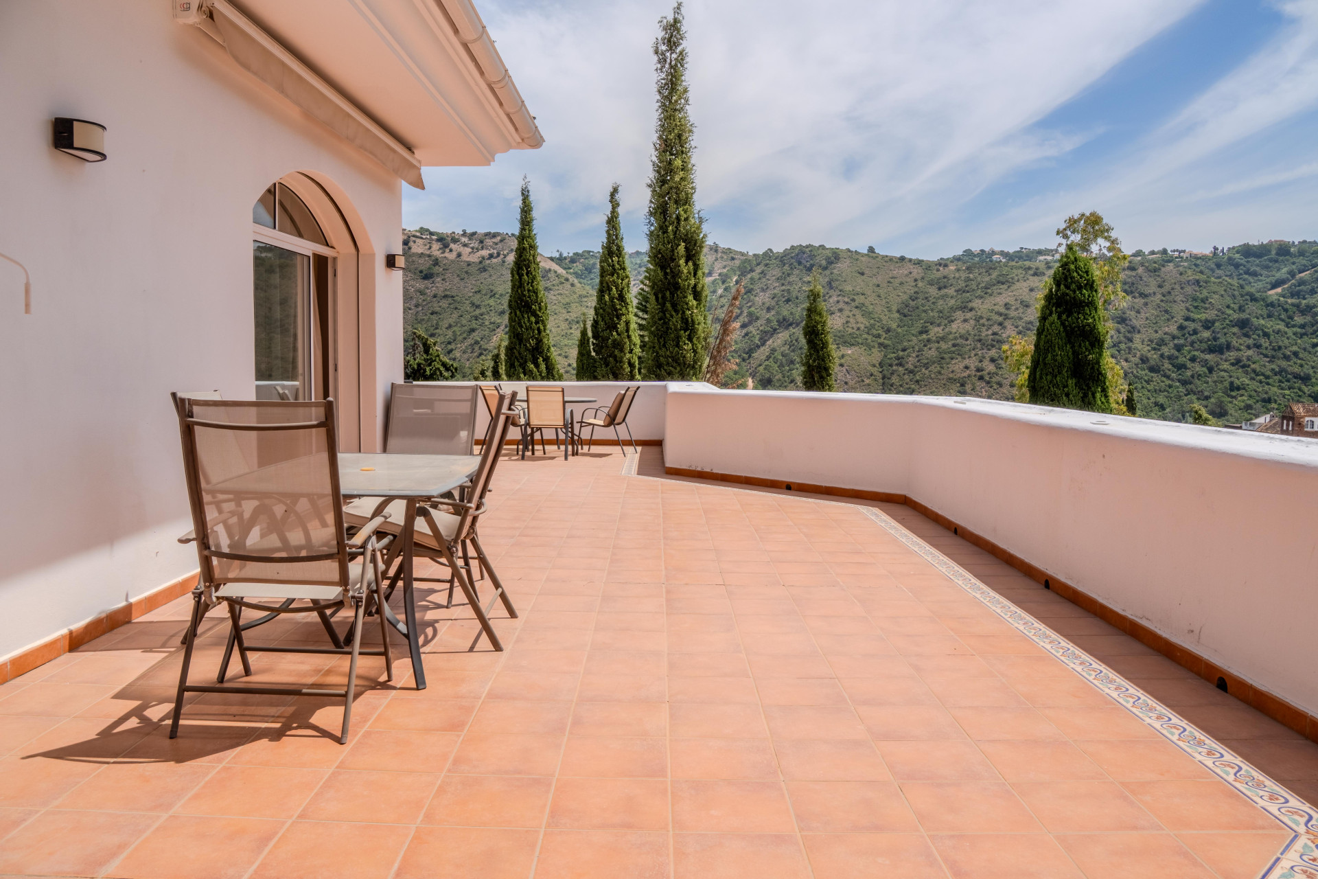 6 Bedroom Villa in Benahavís - Foto 21