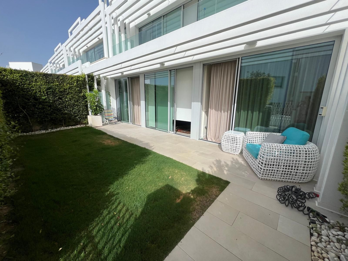 3 Bedroom Townhouse in Sotogrande - Photo 10