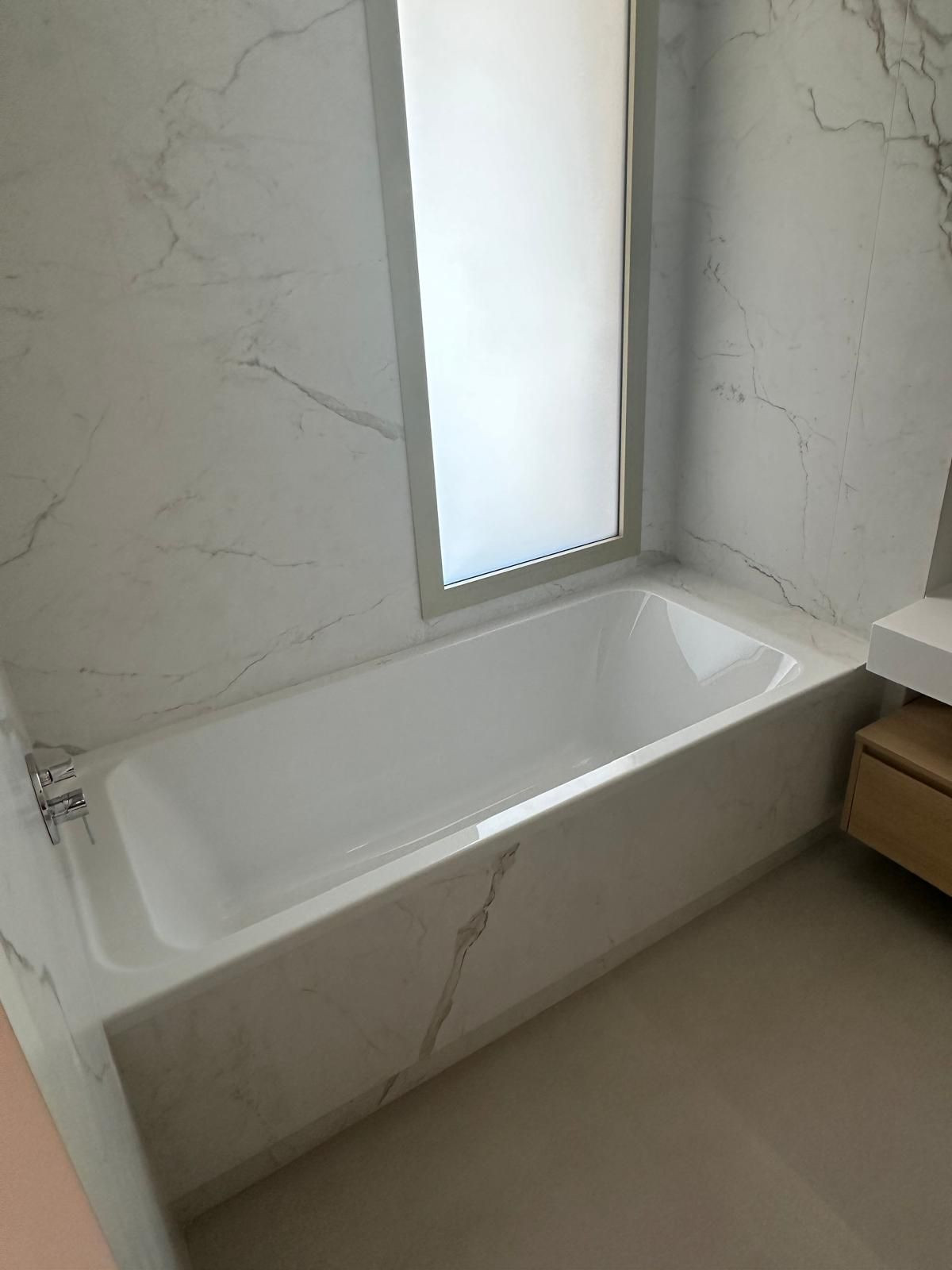 2 Bedroom Apartment in Marbella - Photo 26