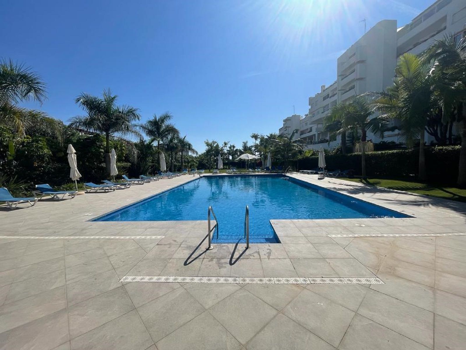 4 Bedroom Apartment in San Pedro de Alcántara - Photo 2