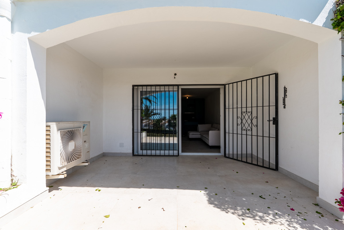 3 Bedroom Apartment in Marbella - Фото 38