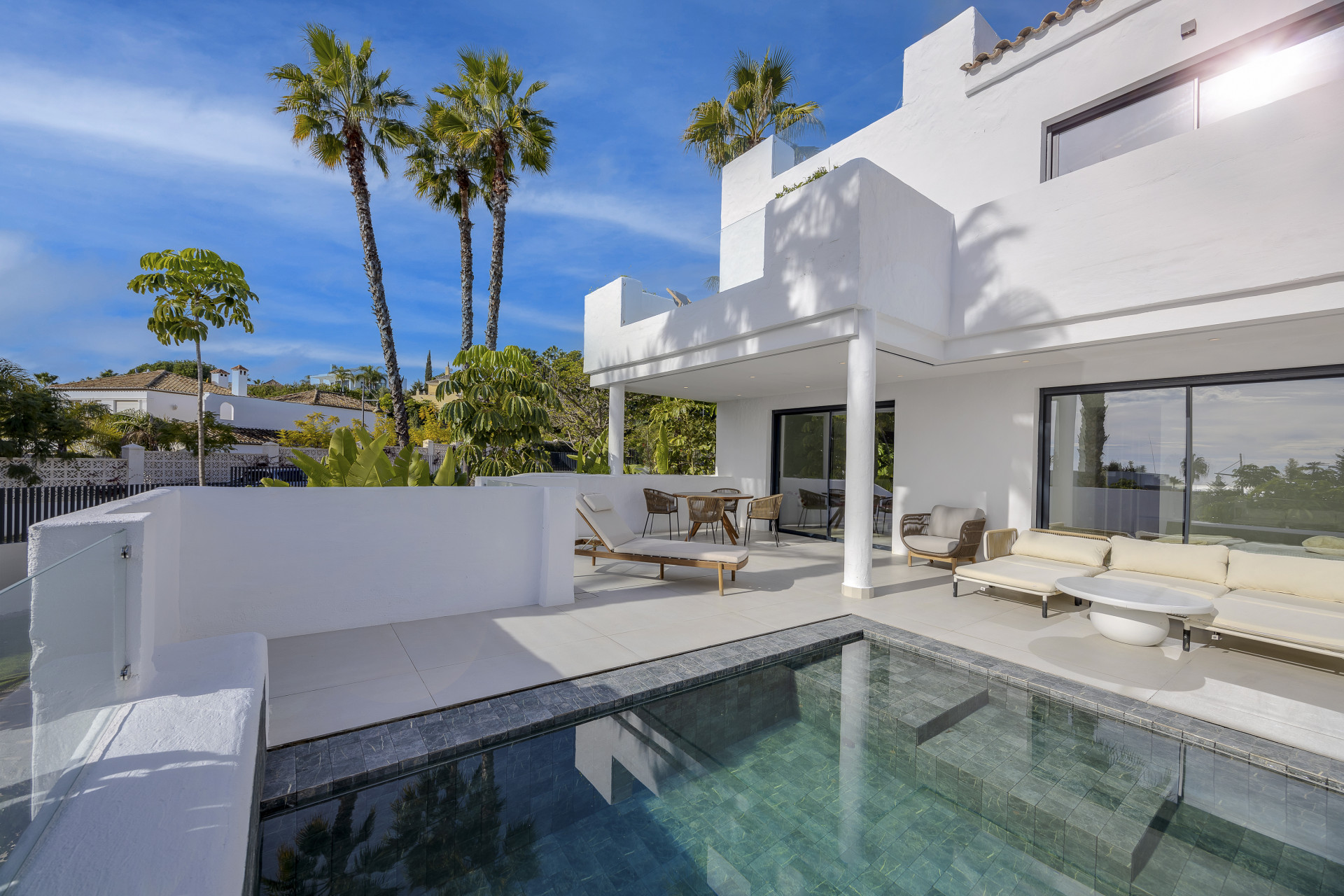 Townhouse in El Paraiso
