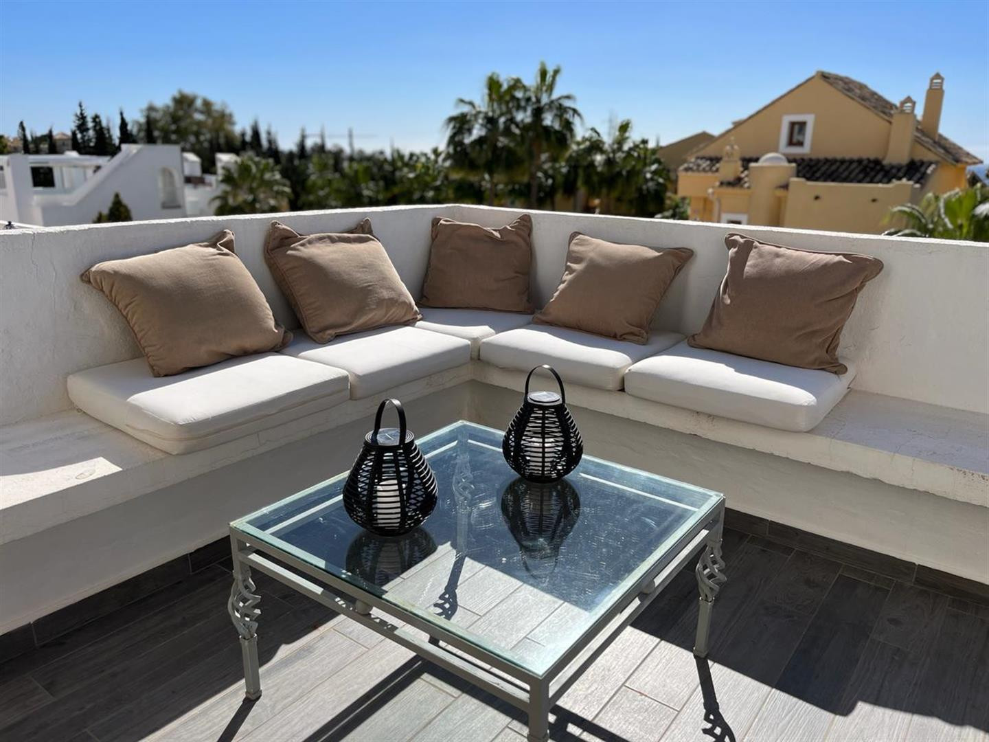 Piso de 2 dormitorios con piscina en Málaga – Foto 5