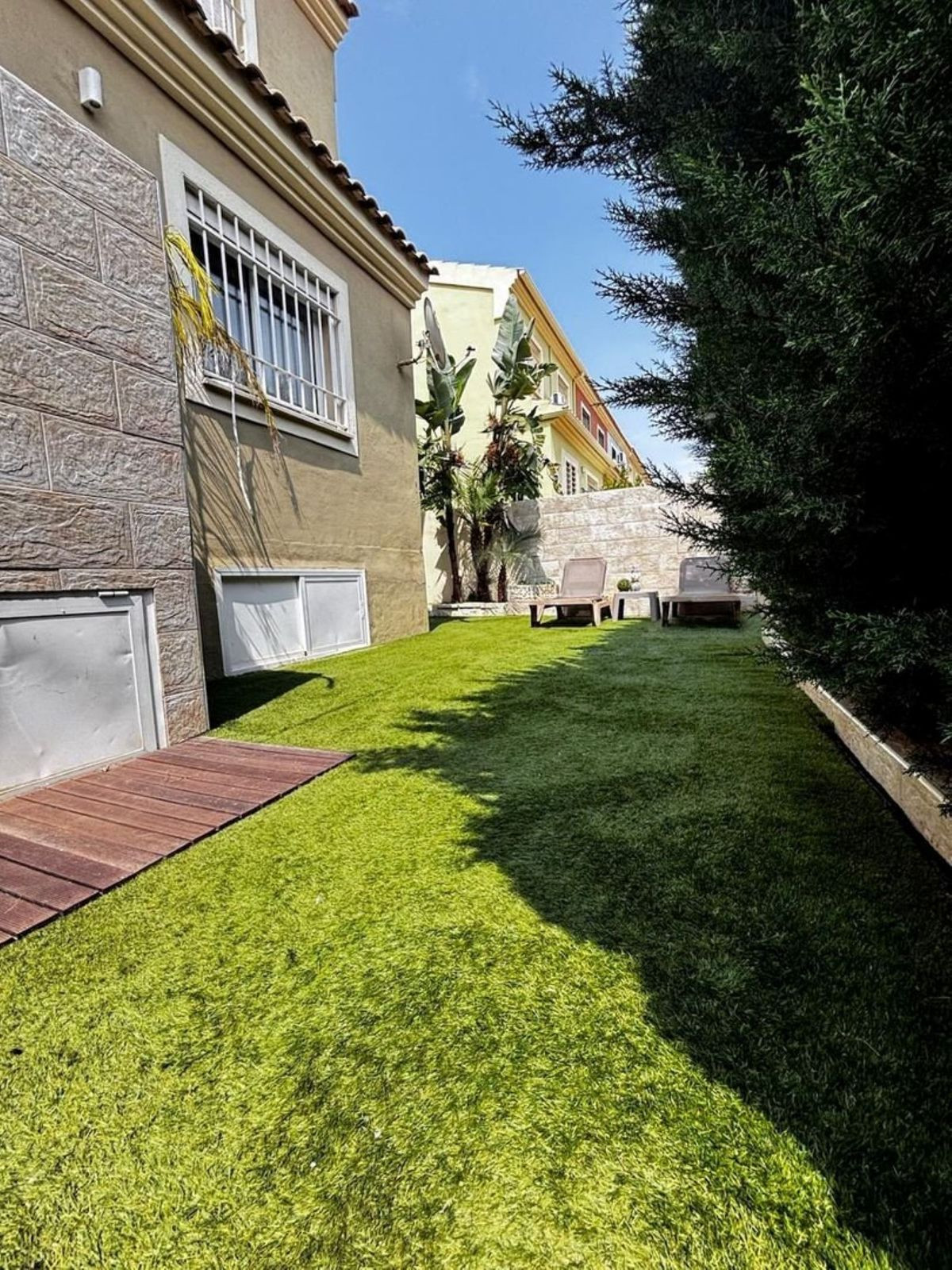 4 Bedroom Townhouse in Málaga - Photo 4
