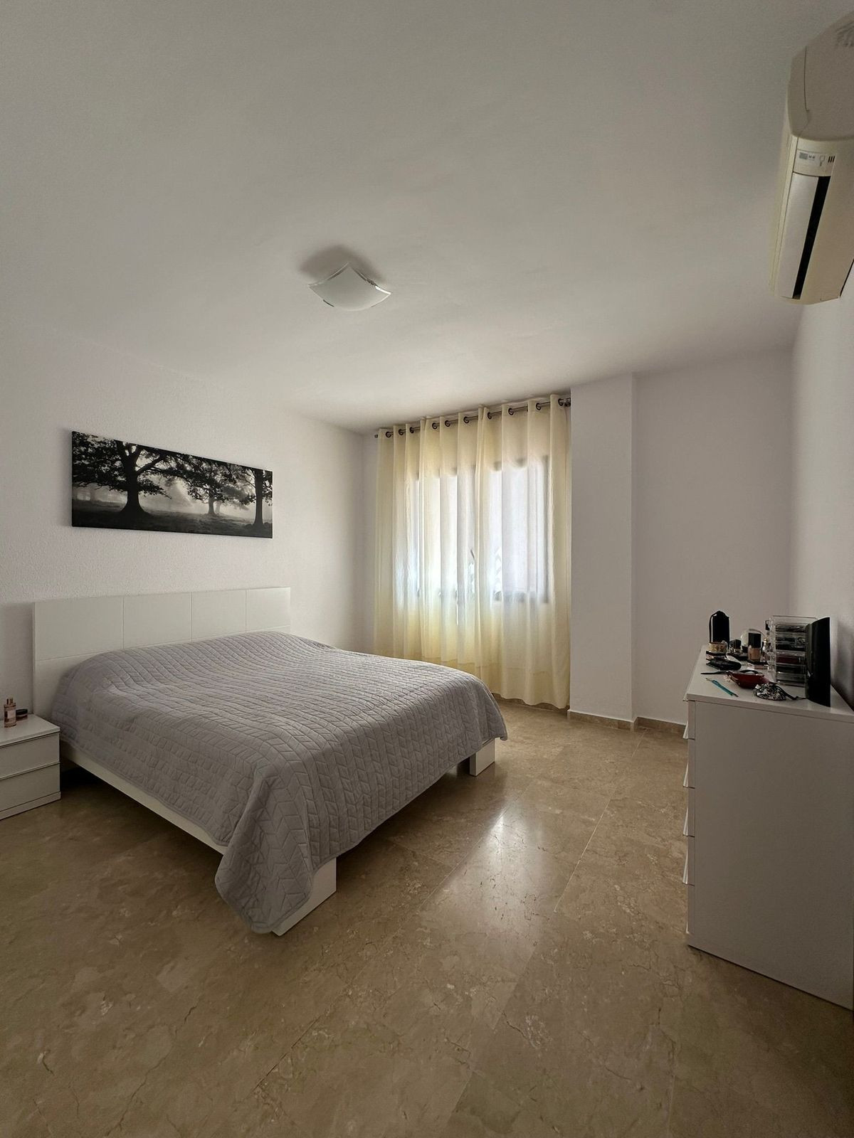 3 Bedroom Apartment in Marbella - Photo 20