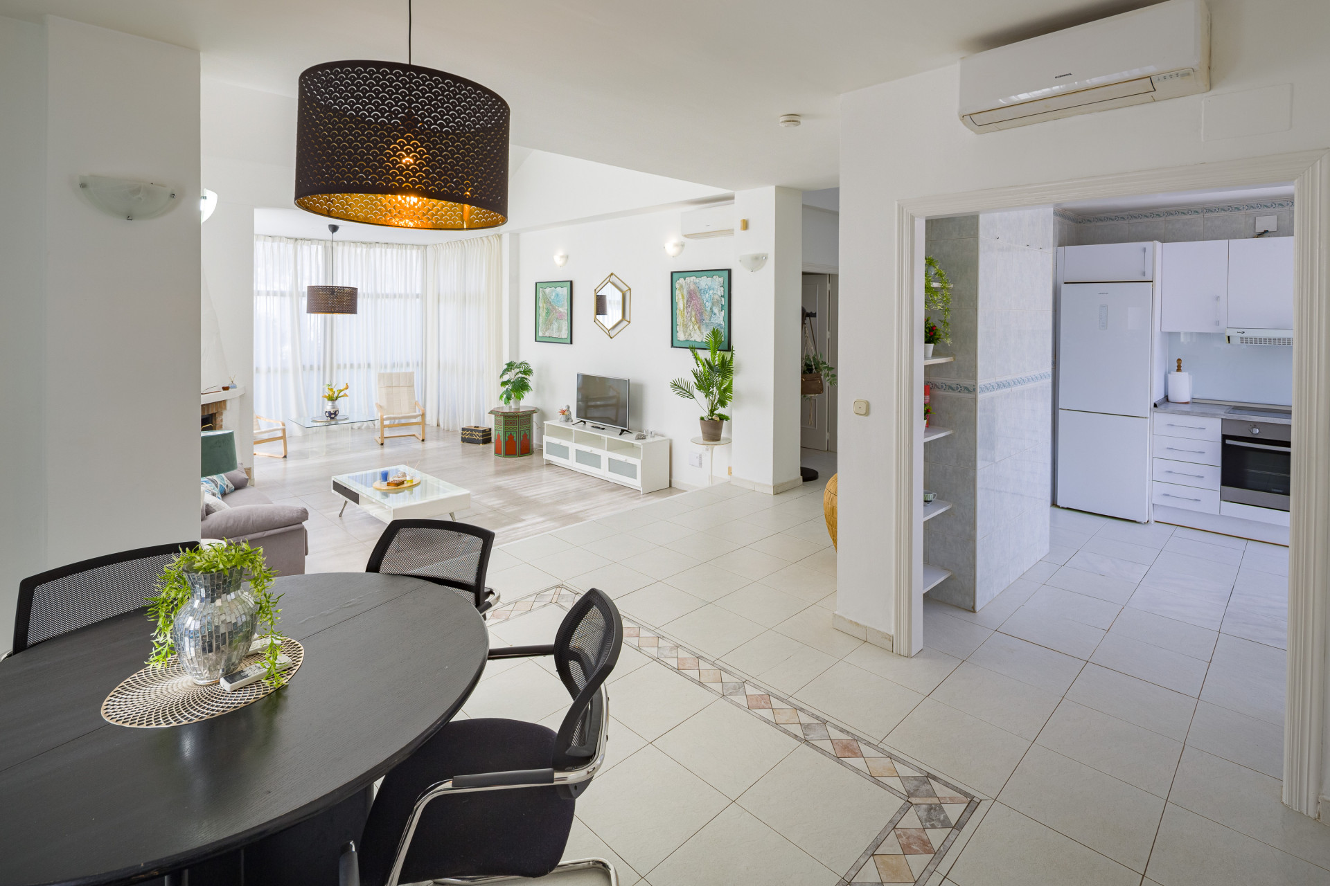 3 Bedroom Villa in Marbella - Photo 22
