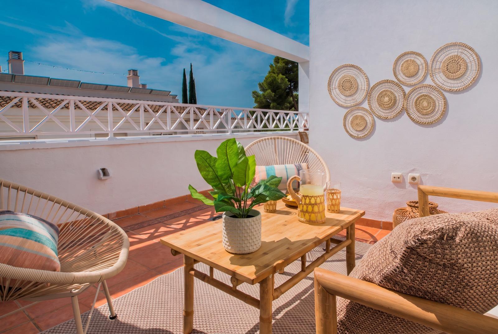 2 Bedroom Apartment in Marbella - Photo 16