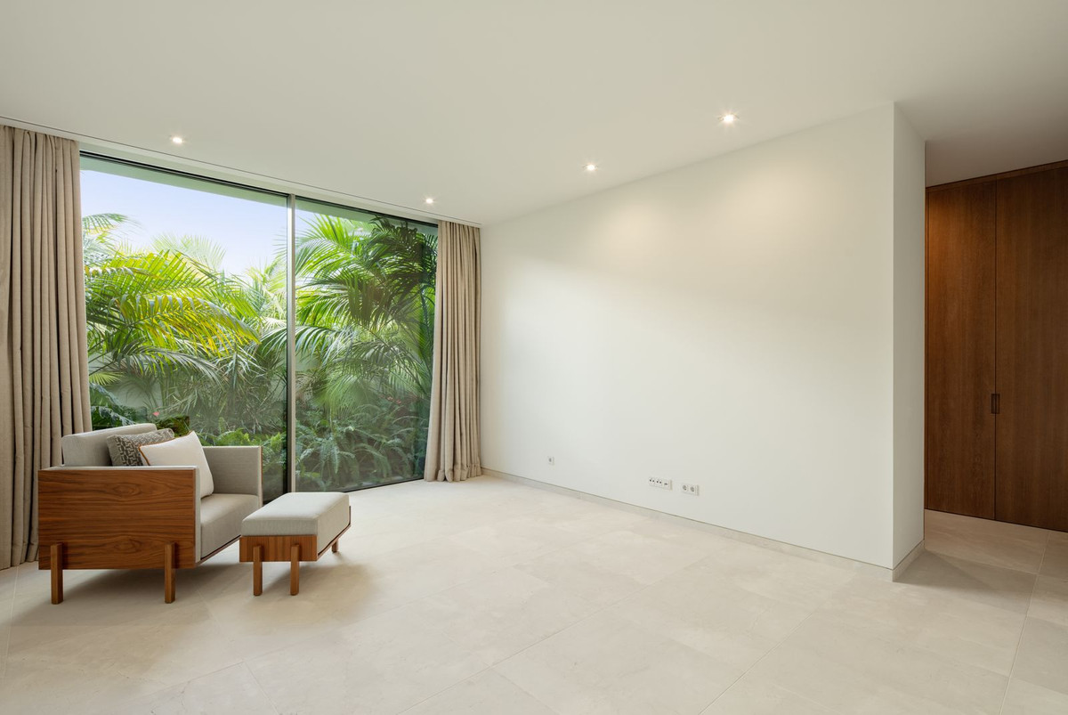 4 Bedroom Villa in Casares - Photo 16