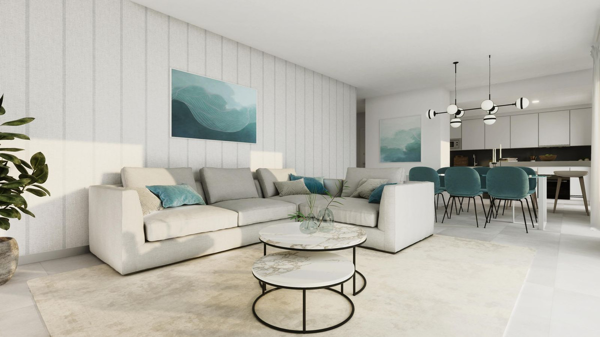 3 Bedroom Apartment in Estepona - Photo 3