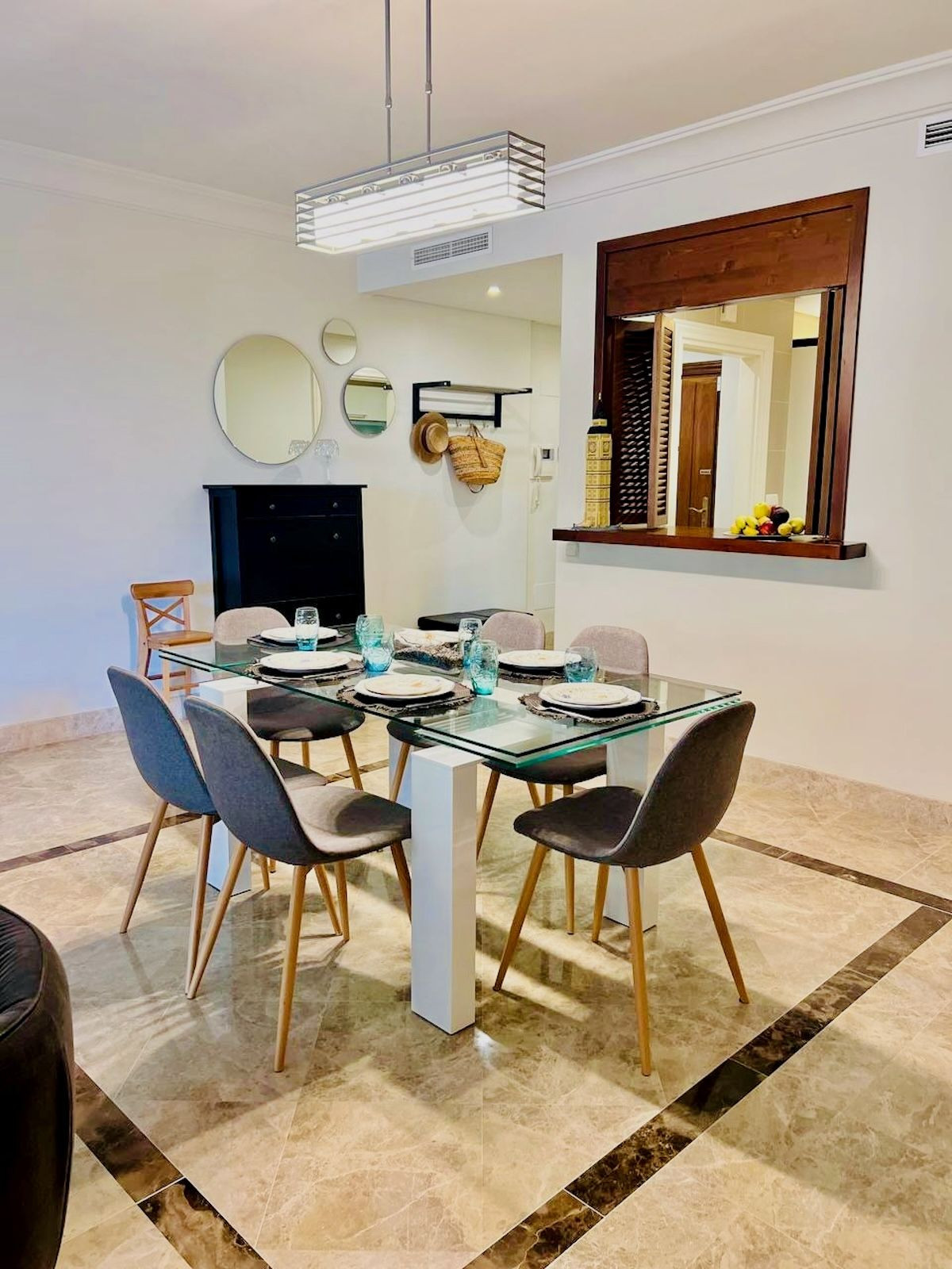 3 Bedroom Apartment in Marbella - Photo 14
