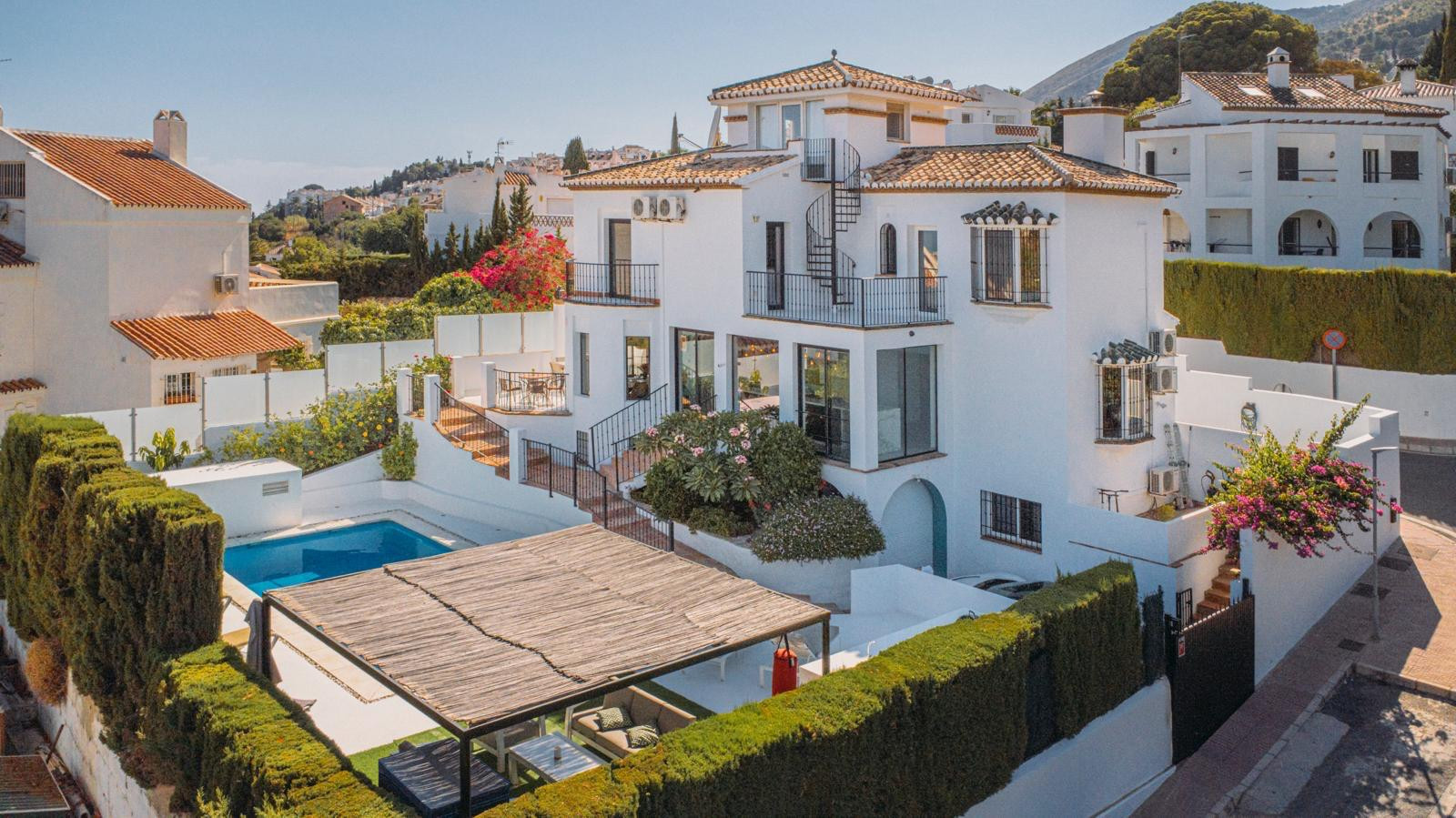 6 Bedroom Villa in Benalmádena - Фото 2