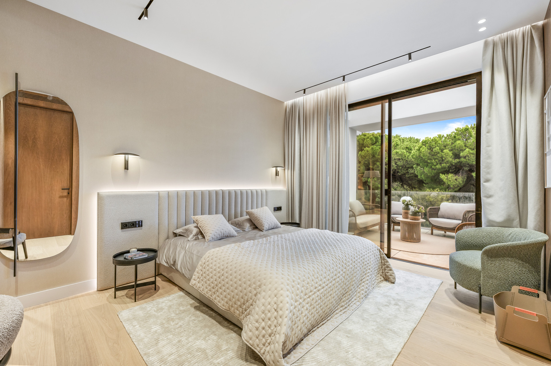 6 Bedroom Villa in Marbella - Photo 13