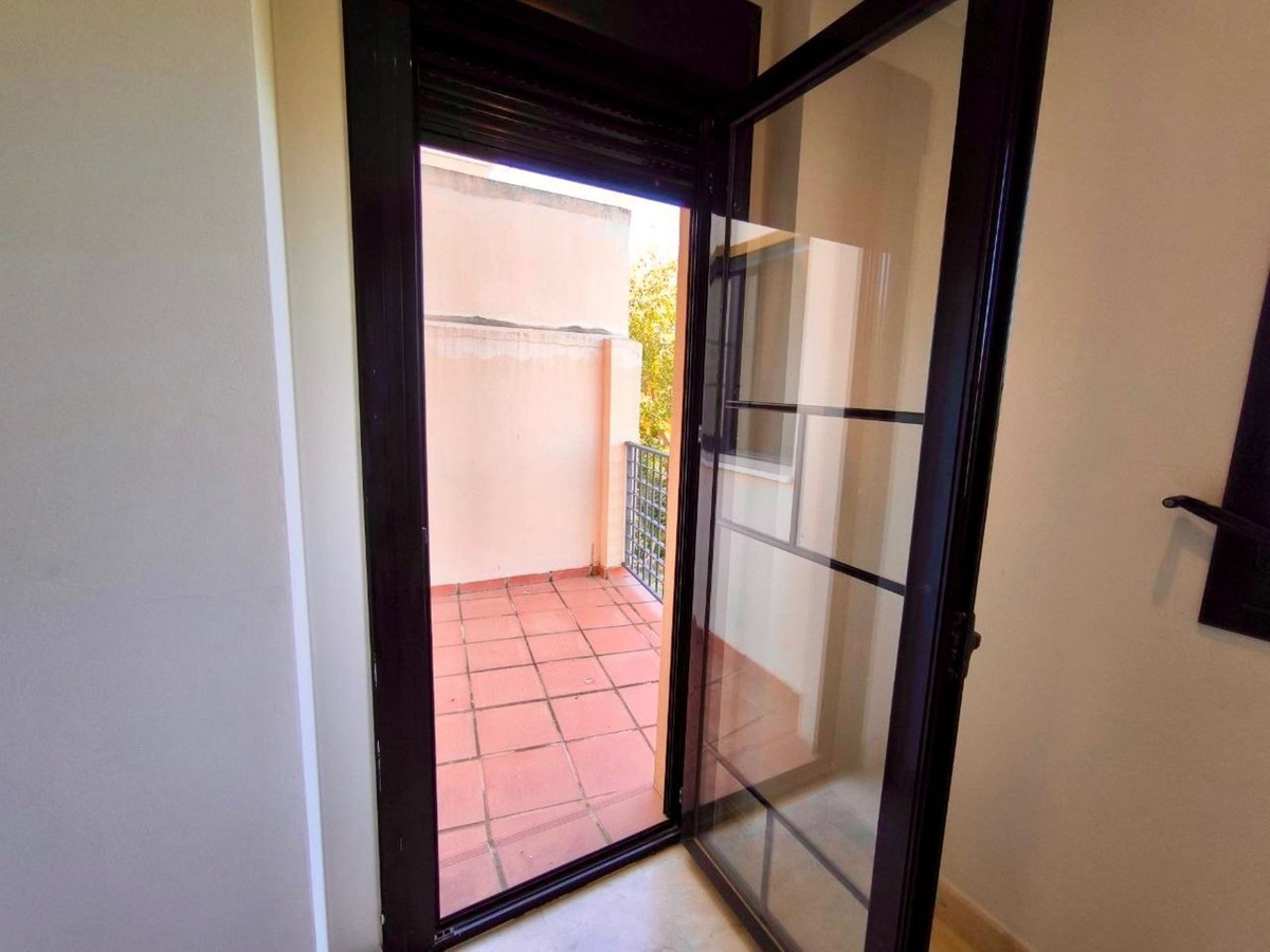 Piso de 3 dormitorios con piscina en Málaga – Foto 21