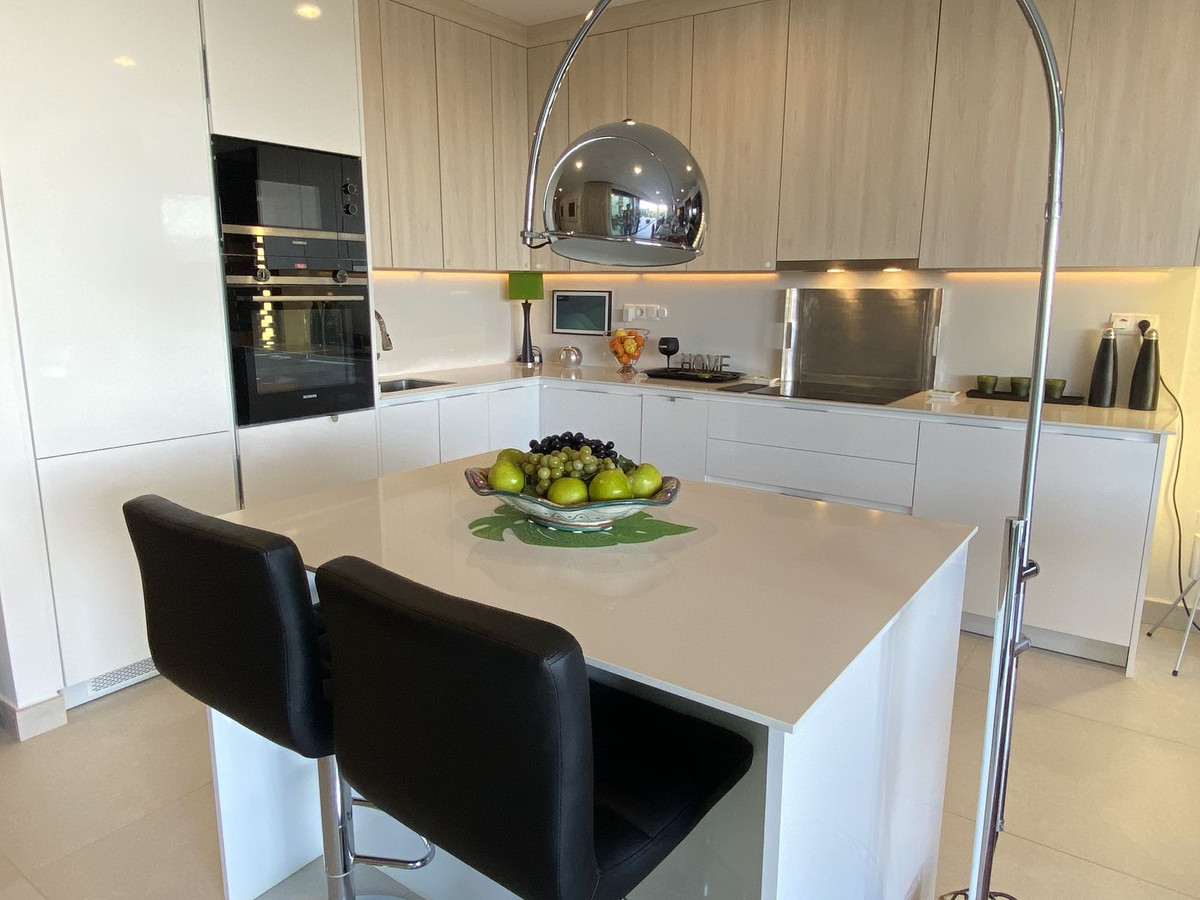 3 Bedroom Townhouse in Casares - Photo 5