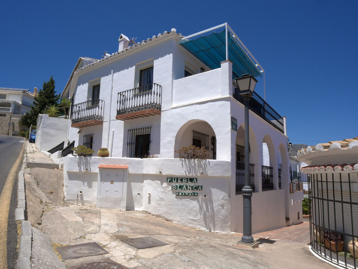 5 Bedroom Villa in Fuengirola - Photo 25